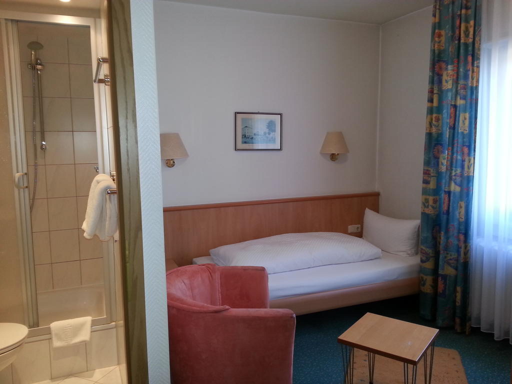 Hotel Koch Maingau Obertshausen Kültér fotó