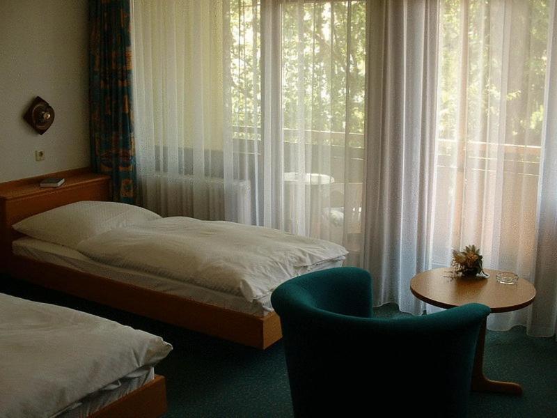 Hotel Koch Maingau Obertshausen Szoba fotó