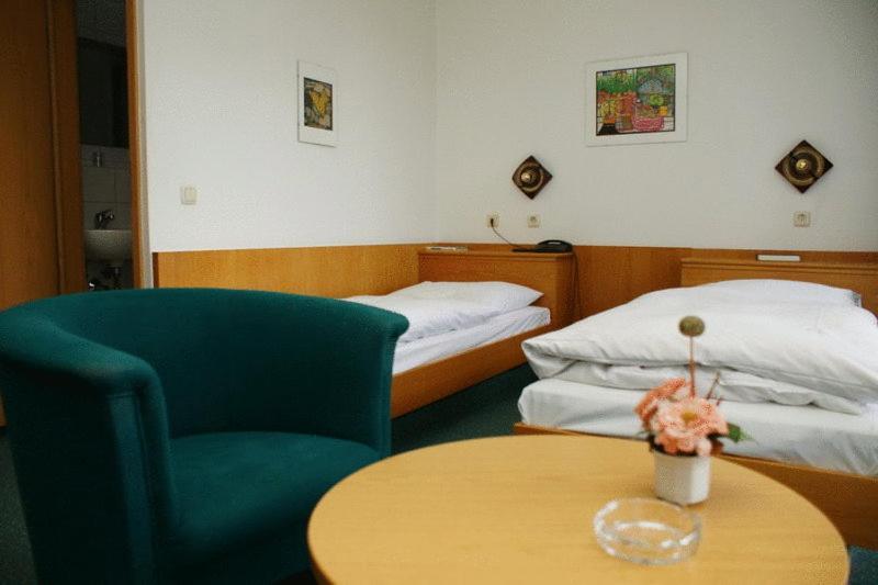 Hotel Koch Maingau Obertshausen Szoba fotó